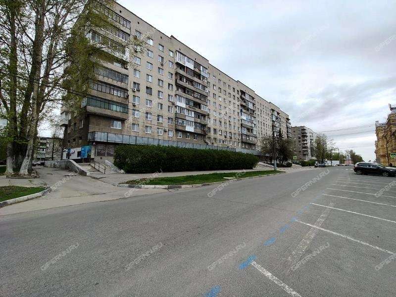 помещение под торговую площадь на Совнаркомовской улице