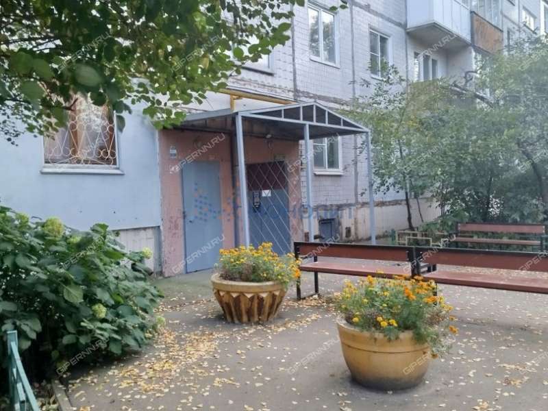 трёхкомнатная квартира на улице Буревестника дом 16