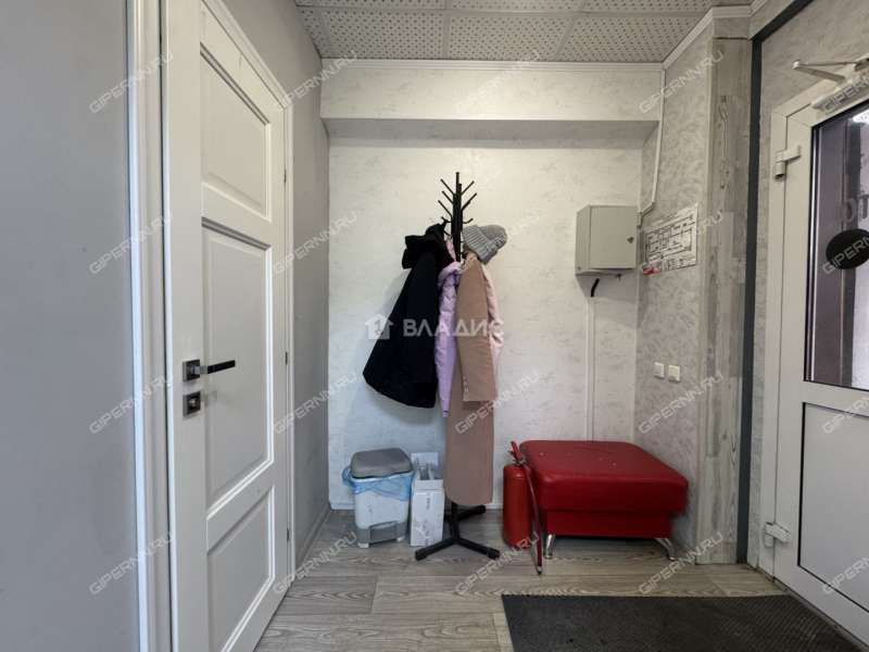 помещение под помещение свободного назначения на проспекте Ильича