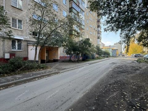 2-komnatnaya-ul-yasnaya-d-33 фото