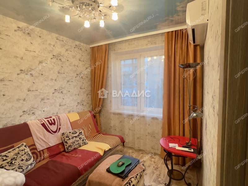 трёхкомнатная квартира на улице Шаляпина дом 20