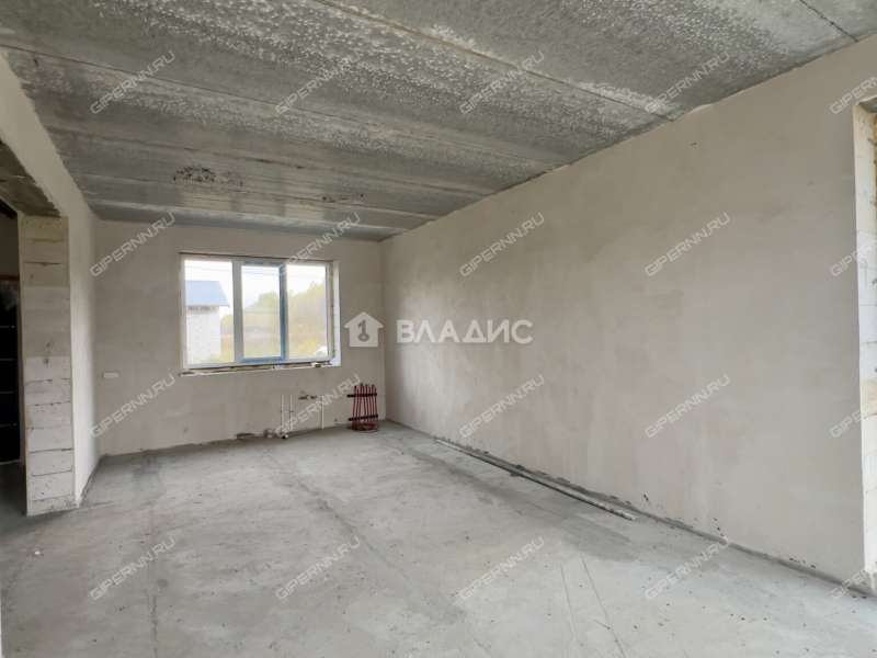 дом на улице Героя Бадина деревня Оманово