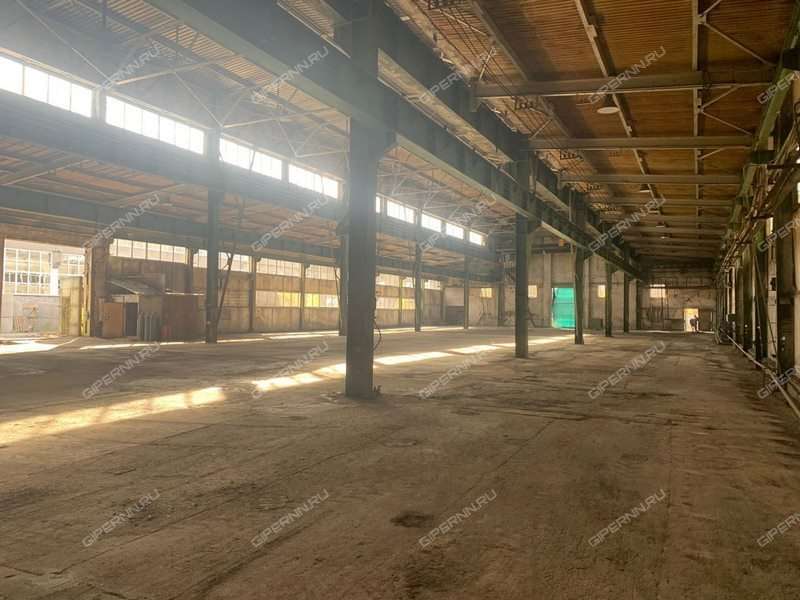 помещение под склад на улице Федосеенко