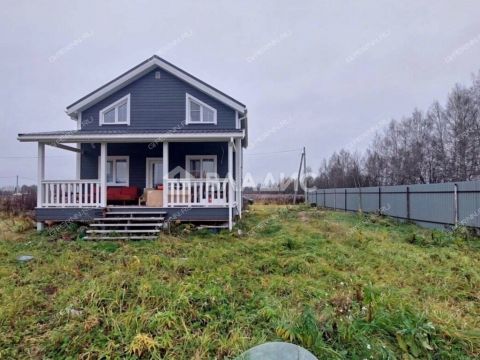 dom-derevnya-drozdovo-zinyakovskiy-selsovet-gorodeckiy-rayon фото