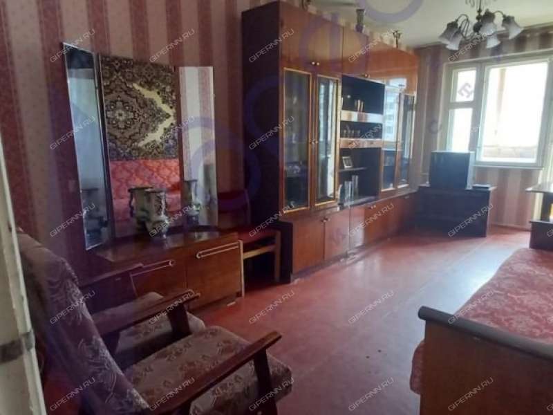 трёхкомнатная квартира на Космической улице дом 60