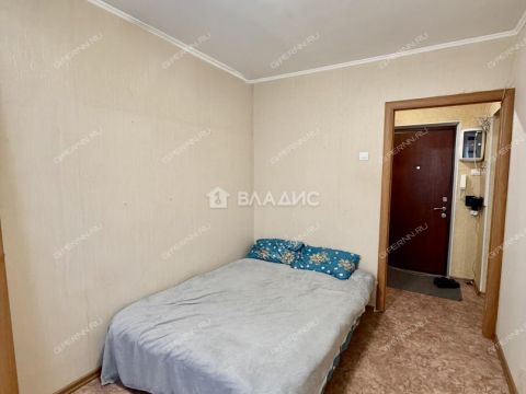 1-komnatnaya-ul-sergeya-akimova-d-3 фото