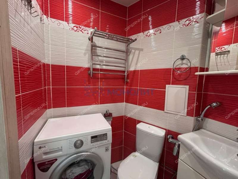 трёхкомнатная квартира на улице Бурденко дом 17