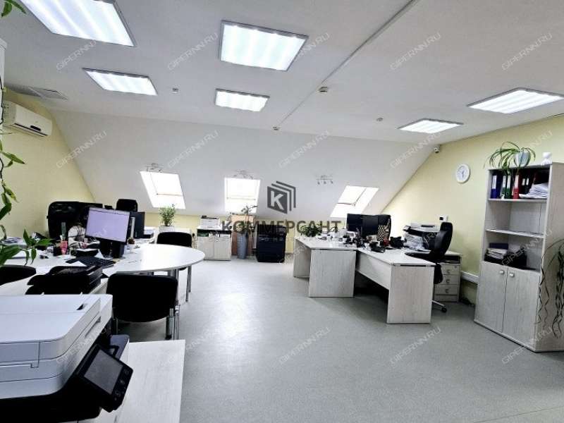 здание под офис, торговую площадь на улице Добролюбова