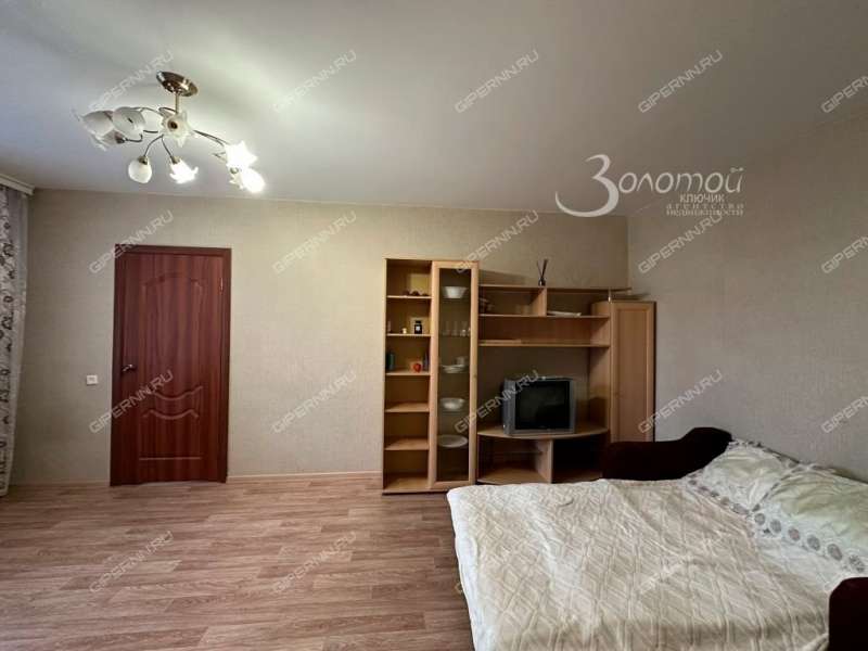 трёхкомнатная квартира на улице Маршала Жукова дом 6