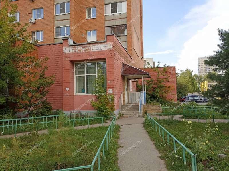 помещение под торговую площадь на улице Сергея Есенина