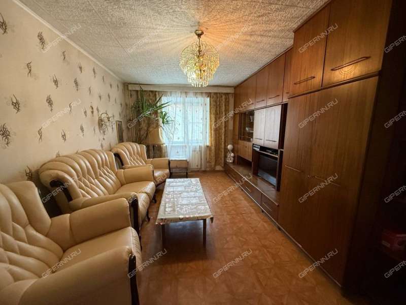 трёхкомнатная квартира на Большой Покровской улице дом 58