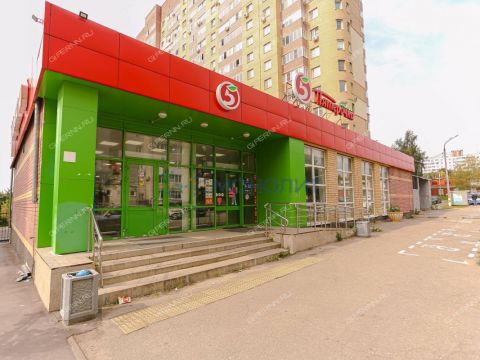 1-komnatnaya-ul-vyatskaya-d-7 фото