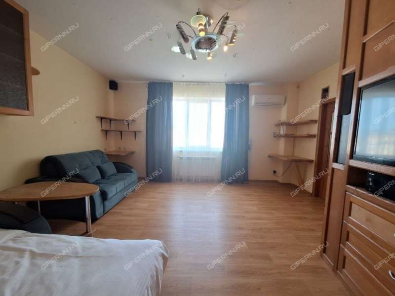 однокомнатная квартира на Волжской набережной дом 8