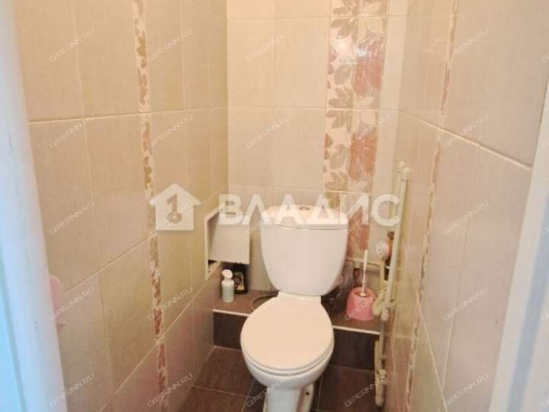 четырёхкомнатная квартира на улице Краснодонцев дом 19