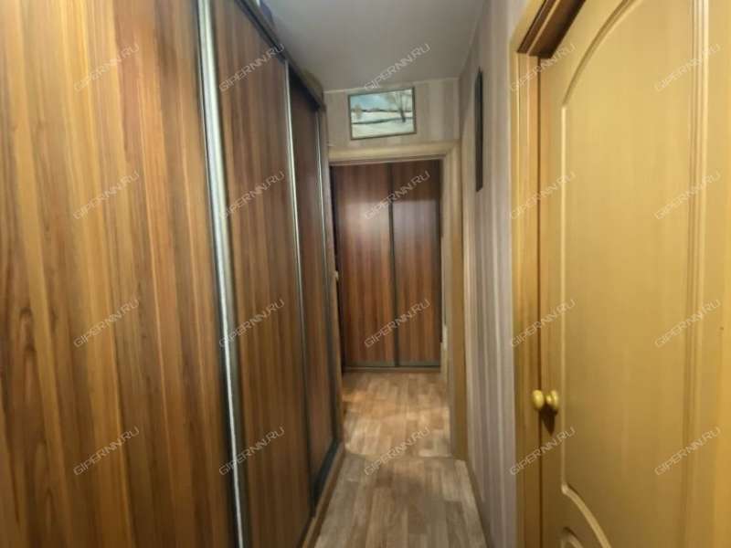 трёхкомнатная квартира на Ковалихинской улице дом 72