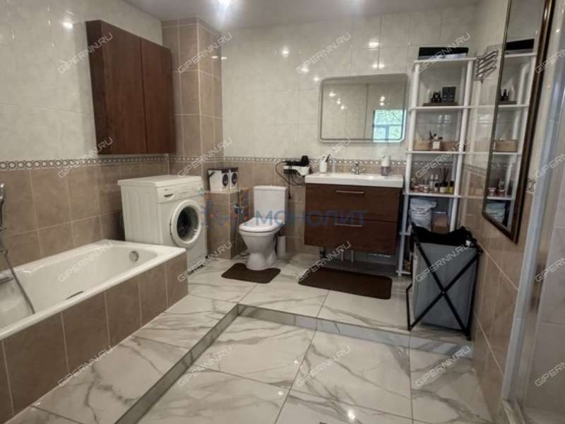 трёхкомнатная квартира на проспекте Гагарина дом 38