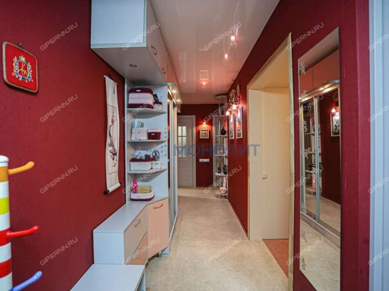 трёхкомнатная квартира на Сормовском шоссе дом 12