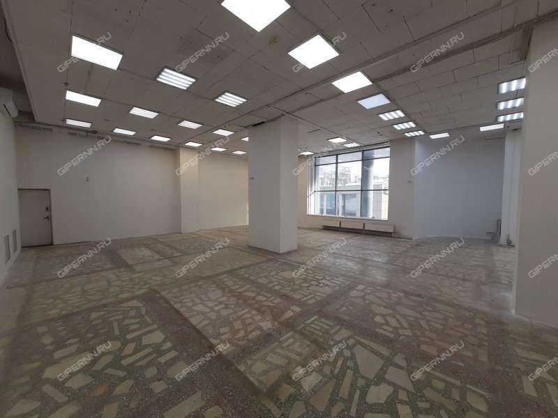 помещение под торговую площадь на улице Максима Горького