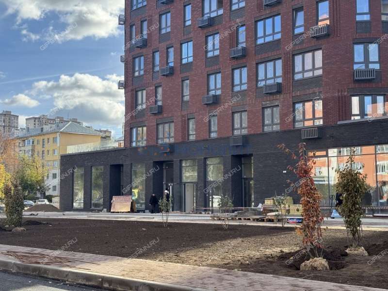 трёхкомнатная квартира в новостройке на улице Октябрьской Революции