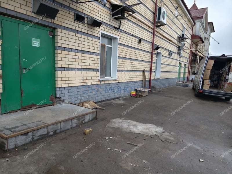 помещение под помещение свободного назначения, торговую площадь на Советской площади город Балахна