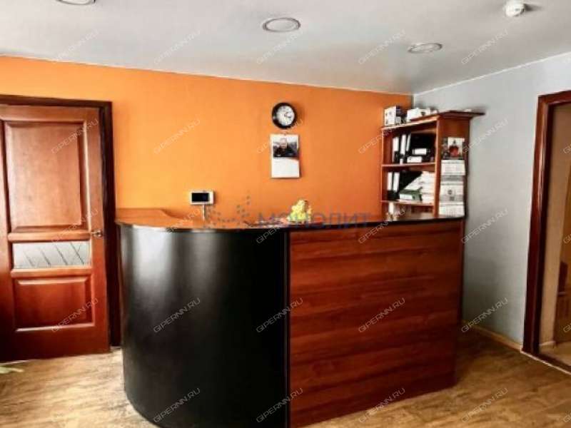 помещение под офис, недвижимость под образовательные учреждения на проспекте Гагарина