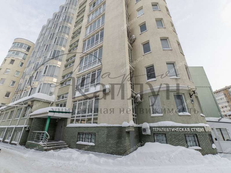 четырёхкомнатная квартира на Славянской улице дом 23