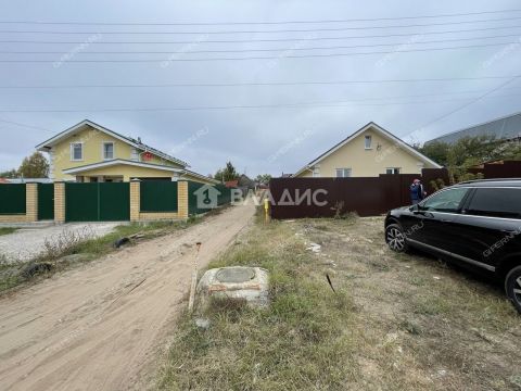 dom-poselok-pamyat-parizhskoy-kommuny-gorodskoy-okrug-bor фото