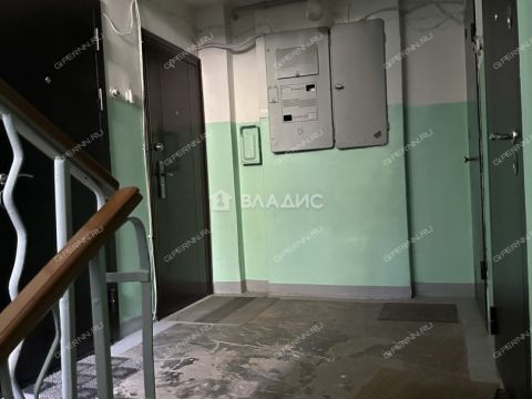 4-komnatnaya-ul-baumana-d-50-k1 фото