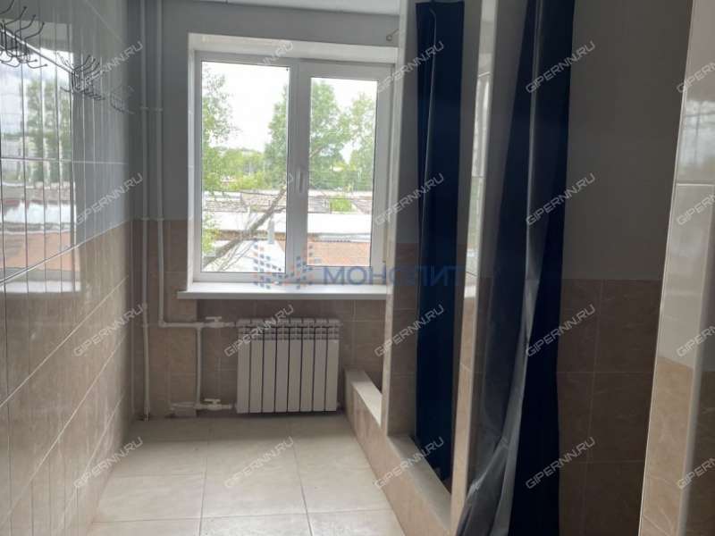 здание под недвижимость под медицинские учреждения, недвижимость под образовательные учреждения на улице Железнодорожная город Заволжье