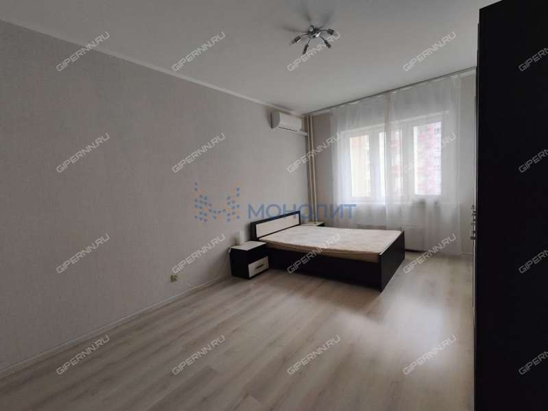 двухкомнатная квартира на бульваре 60-летия Октября дом 23 к4