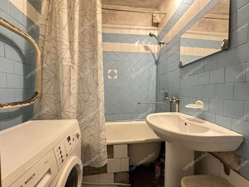 трёхкомнатная квартира на улице Строкина дом 9