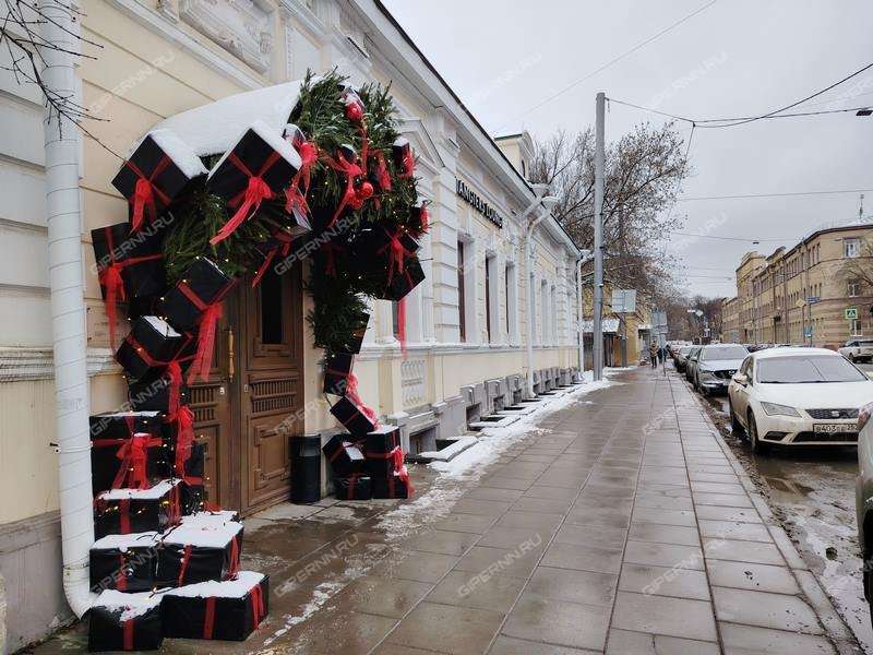 помещение под торговую площадь на Большей Печёрской улице