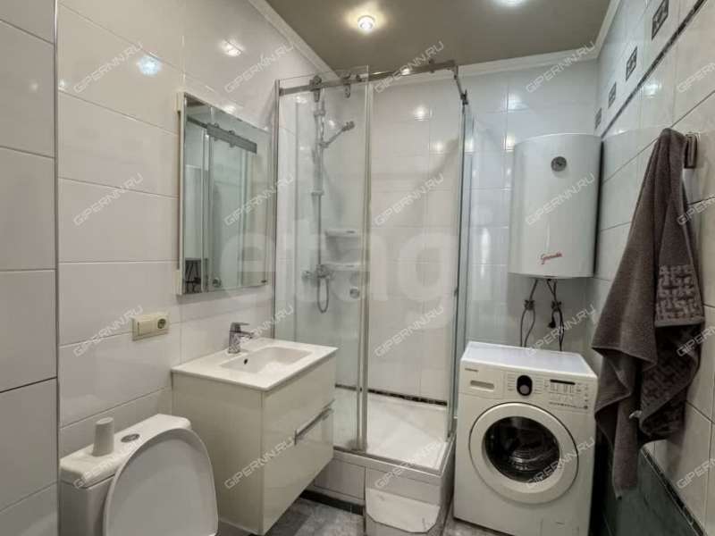 трёхкомнатная квартира на улице Максима Горького дом 52