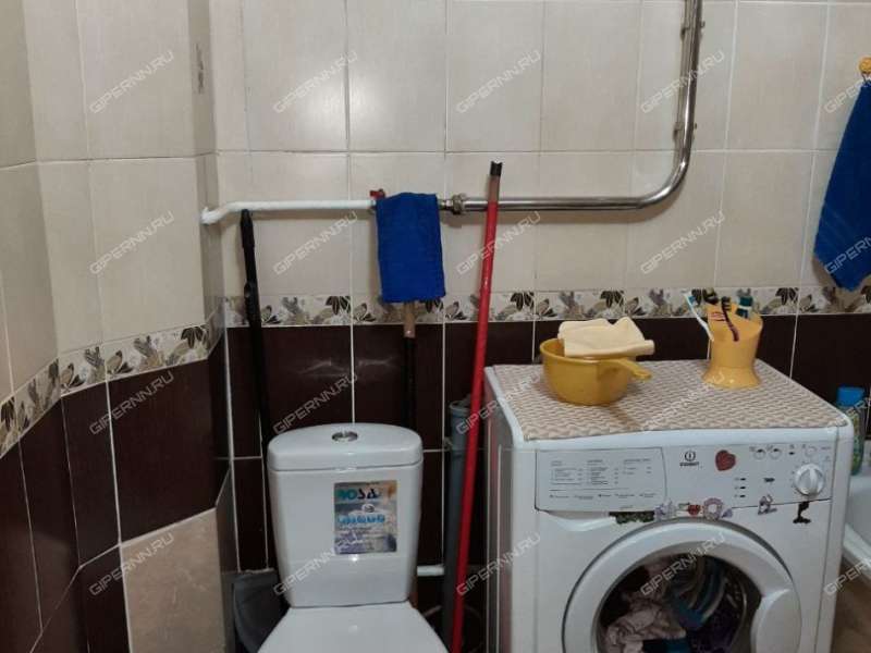 трёхкомнатная квартира на проспекте Бусыгина дом 18