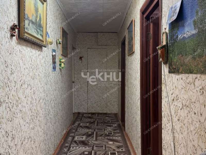 трёхкомнатная квартира на улице Тропинина дом 12