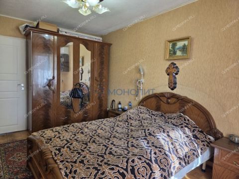 3-komnatnaya-poselok-novosmolinskiy-volodarskiy-rayon фото