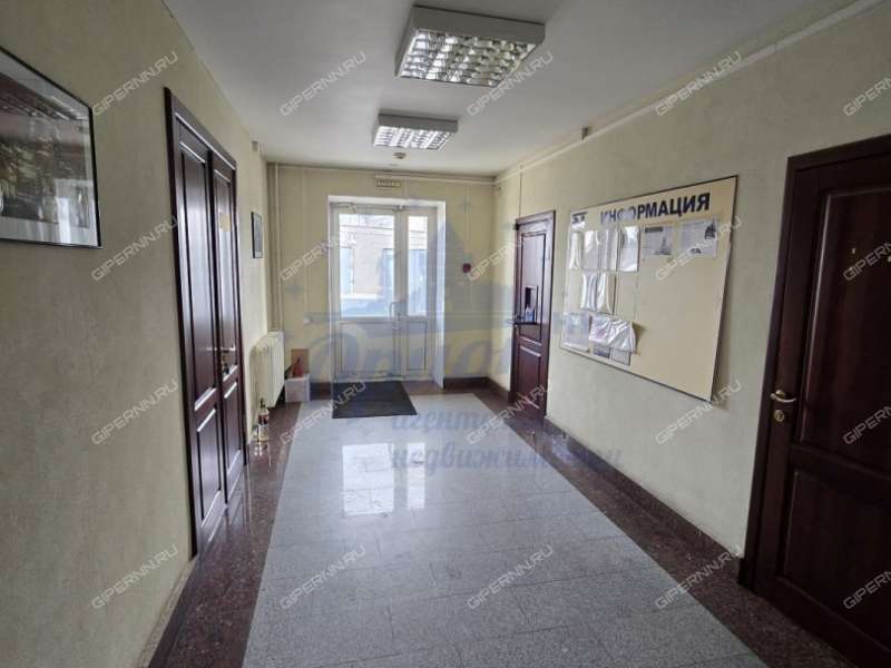 помещение под помещение свободного назначения на Торфяной улице