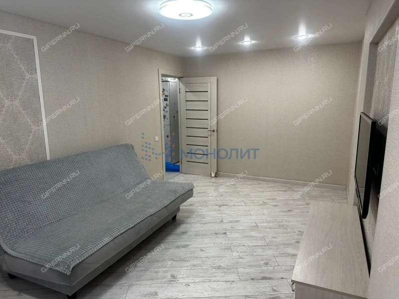 двухкомнатная квартира в 2-м микрорайоне дом 23 город Кстово