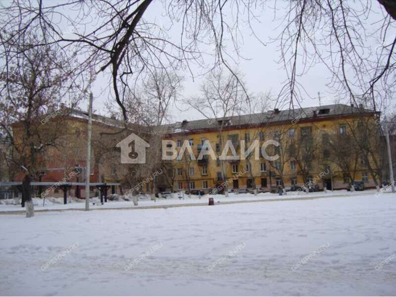 двухкомнатная квартира на улице Бурденко дом 20