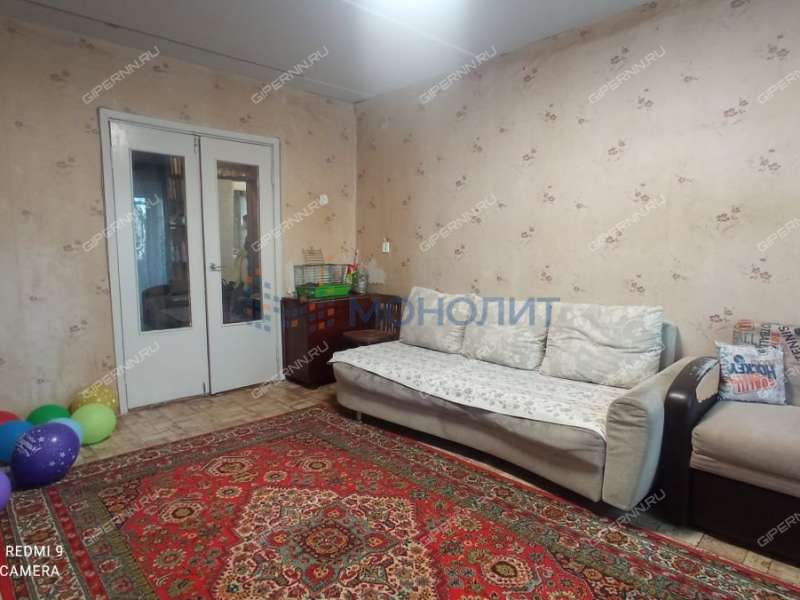 четырёхкомнатная квартира на улице Адмирала Макарова дом 8 к1