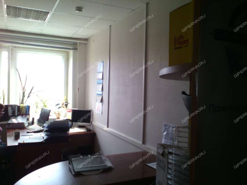 здание под офис, недвижимость под медицинские учреждения на Деловой улице