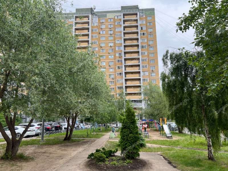 однокомнатная квартира на Волжской набережной дом 8