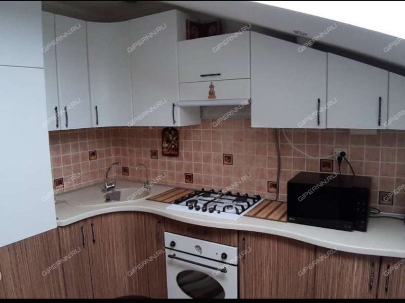 двухкомнатная квартира на Лукерьинской улице дом 5 город Кстово