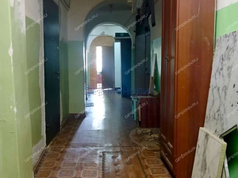 комната в доме 43 на Народной улице