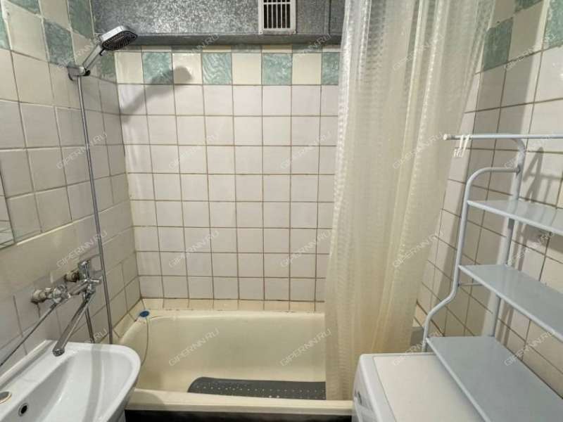 однокомнатная квартира на улице Родионова дом 180