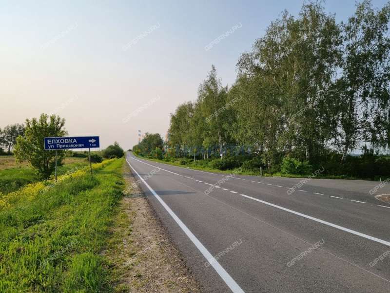 дом на улице Счастливая село Елховка