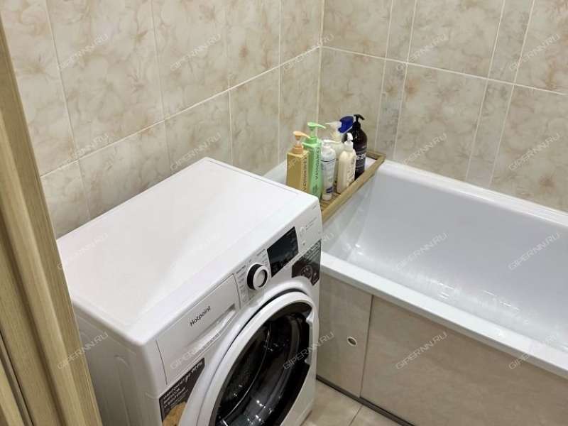 четырёхкомнатная квартира на Мончегорской улице дом 18 к2