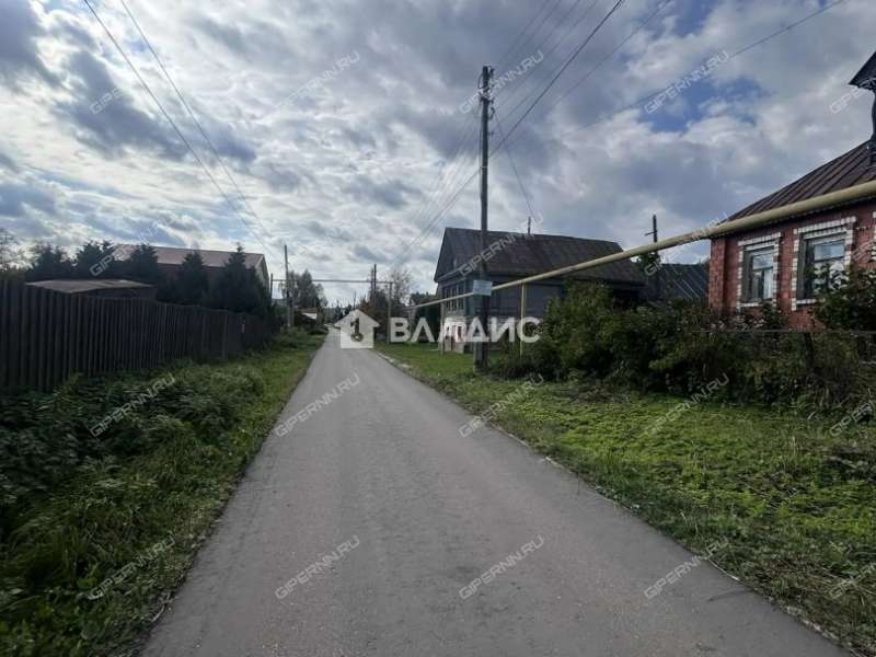 дом на Центральной улице село Доскино