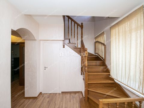 4-komnatnaya-ul-maksima-gorkogo-d-50 фото