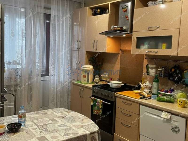 трёхкомнатная квартира на Днепропетровской улице дом 16